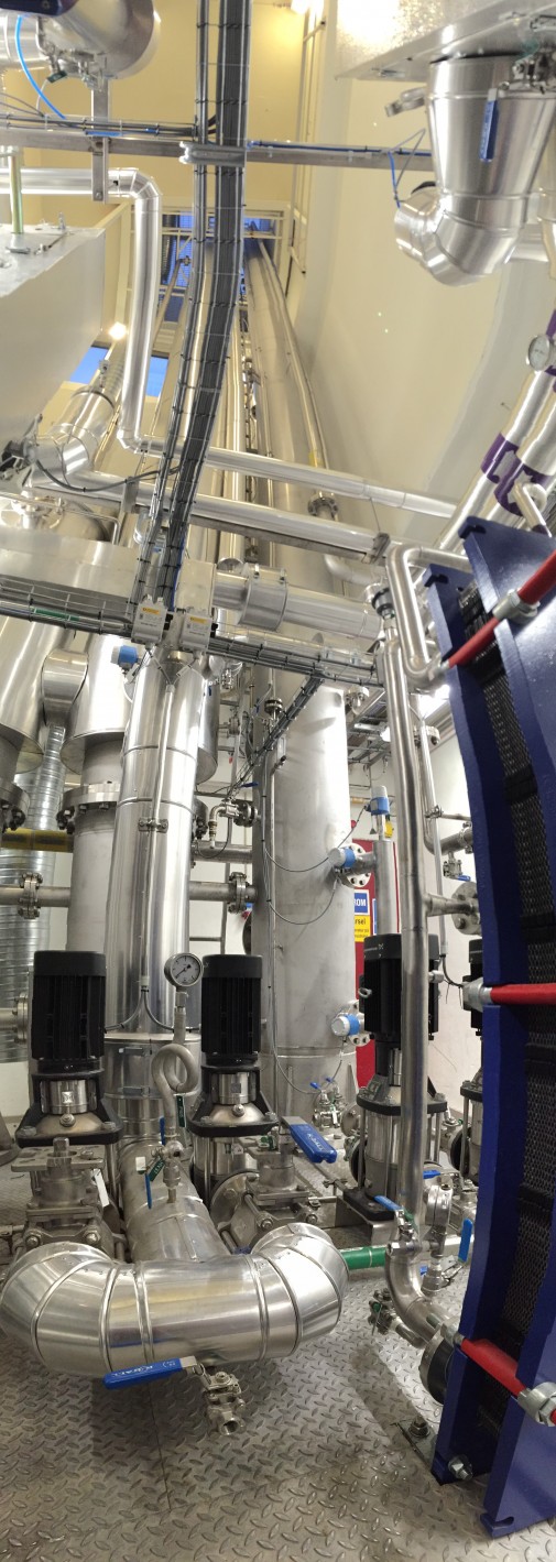 Billede af amin scrubbed biogasopgraderignsanlæg monteret på skid på Hias IKS i Hamar